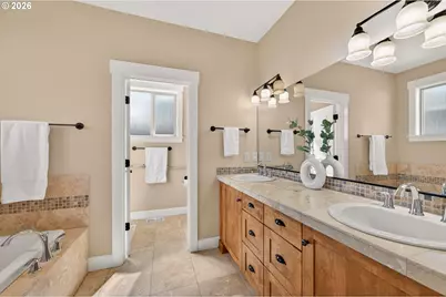 1760 NW Francis Dr, McMinnville, OR 97128 - Photo 26