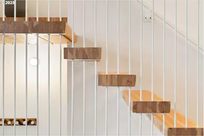 620 NE 61st Pl, Portland, OR 97213 - Photo 40