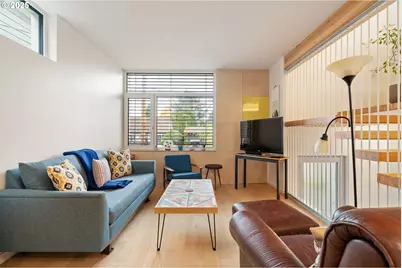 620 NE 61st Pl, Portland, OR 97213 - Photo 8