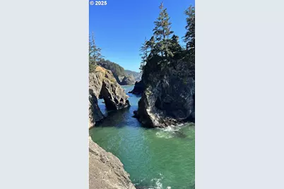 97818 Hanscam Ln, Brookings, OR 97415 - Photo 40