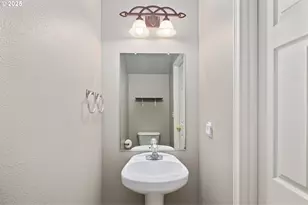 3215 SE Robin Cir, Hillsboro, OR 97123 - Photo 20