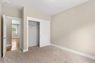 110 W Flangas Ave, Roseburg, OR 97471 - Photo 34