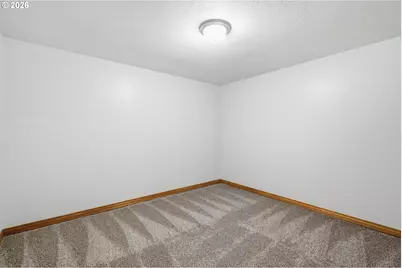 1000 Cowlitz Way, Kelso, WA 98626 - Photo 12