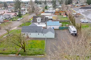 809 SW Ash St, Dallas, OR 97338 - Photo 4