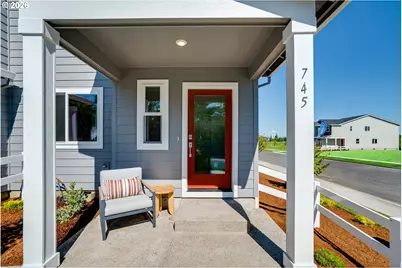 839 Kirksey St, Woodburn, OR 97071 - Photo 2