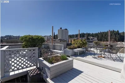 2141 NW Davis St #204, Portland, OR 97210 - Photo 38