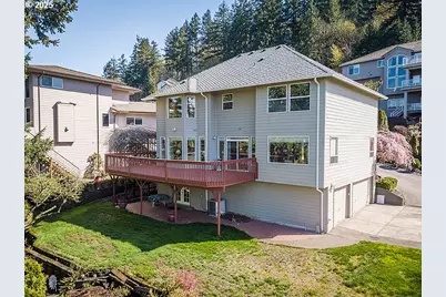 9645 SE Westview Ct, Happy Valley, OR 97086 - Photo 4