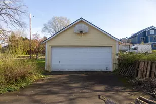 7801 SE 162nd Ave, Portland, OR 97236 - Photo 4