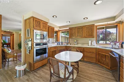 200 SW Beaver St, Prineville, OR 97754 - Photo 6