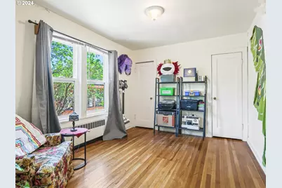 414 W 12th St, Vancouver, WA 98660 - Photo 16