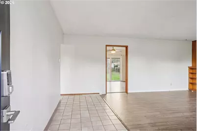 2530 SE 190th Ave, Gresham, OR 97030 - Photo 4