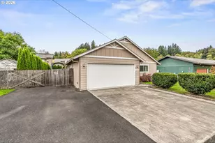 405 NW 7th Ave, Kelso, WA 98626 - Photo 4