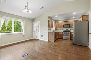 405 NW 7th Ave, Kelso, WA 98626 - Photo 10