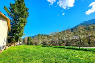 100 Canyon View St, Canyonville, OR 97417 - Photo 2