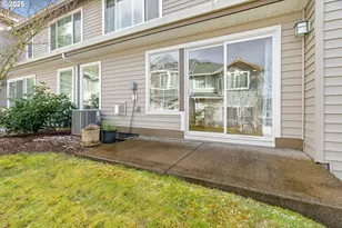 10723 SW Canterbury Ln, Portland, OR 97224 - Photo 28