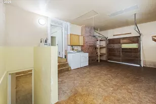11586 SE Powell Ct, Portland, OR 97266 - Photo 30