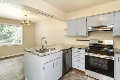 11586 SE Powell Ct, Portland, OR 97266 - Photo 12