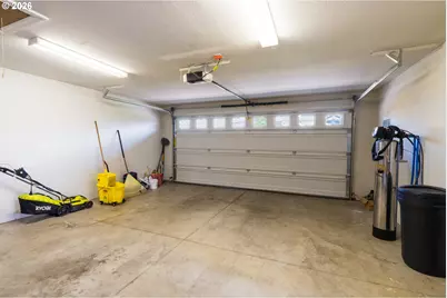 1551 Tierra Dr NE, Salem, OR 97301 - Photo 4