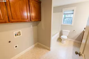 1551 Tierra Dr NE, Salem, OR 97301 - Photo 10