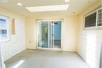 1551 Tierra Dr NE, Salem, OR 97301 - Photo 16