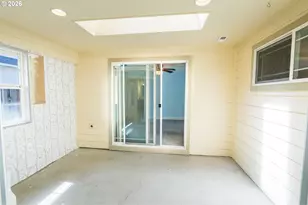 1551 Tierra Dr NE, Salem, OR 97301 - Photo 16