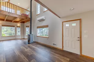 647 Pacific View Dr, Yachats, OR 97498 - Photo 6