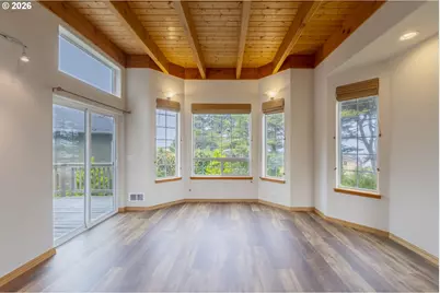 647 Pacific View Dr, Yachats, OR 97498 - Photo 10