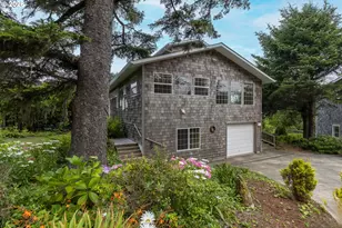 647 Pacific View Dr, Yachats, OR 97498 - Photo 4