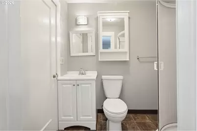 6125 SE 138th Pl, Portland, OR 97236 - Photo 18