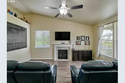 3138 Reed Ave, Woodburn, OR 97071 - Photo 6