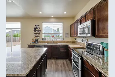 3138 Reed Ave, Woodburn, OR 97071 - Photo 12
