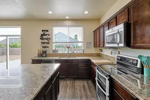 3138 Reed Ave, Woodburn, OR 97071 - Photo 12