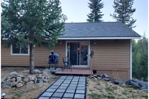 141239 Red Cone Dr, Crescent Lake, OR 97733 - Photo 16