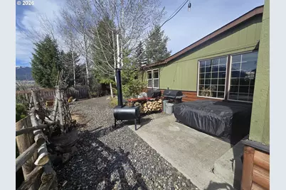 704 Residence St, Enterprise, OR 97828 - Photo 4
