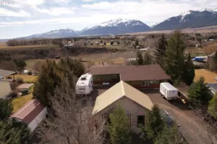 704 Residence St, Enterprise, OR 97828 - Photo 18