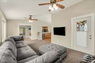 1233 SW Fir Ct, Dundee, OR 97115 - Photo 14