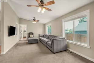 1233 SW Fir Ct, Dundee, OR 97115 - Photo 16