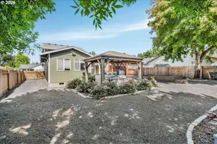 1233 SW Fir Ct, Dundee, OR 97115 - Photo 26