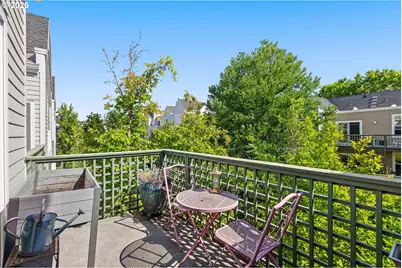 1710 S Harbor Way #401, Portland, OR 97201 - Photo 16