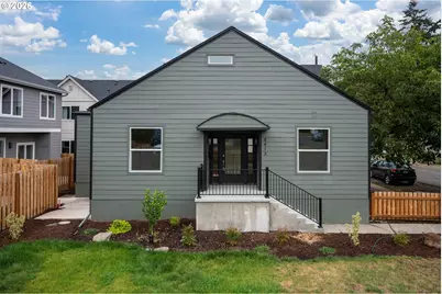8413 NE Hassalo St, Portland, OR 97220 - Photo 2