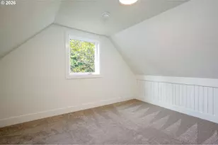 8413 NE Hassalo St, Portland, OR 97220 - Photo 26