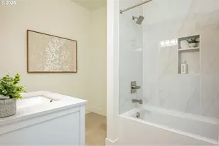 8413 NE Hassalo St, Portland, OR 97220 - Photo 30