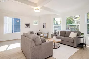 8413 NE Hassalo St, Portland, OR 97220 - Photo 6