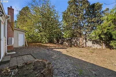 1243 NE 9th Ave, McMinnville, OR 97128 - Photo 28