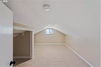 831 S 11th St, Coos Bay, OR 97420 - Photo 20