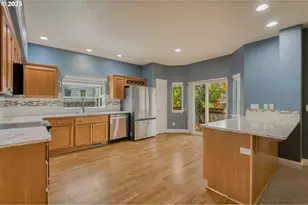 1553 SW 203rd Ave, Beaverton, OR 97003 - Photo 10