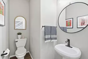 20275 Hoodview Ave, West Linn, OR 97068 - Photo 14