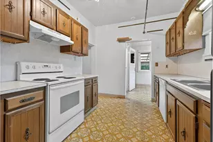 18515 SE River Rd, Milwaukie, OR 97267 - Photo 14