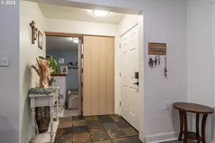 732 W Nebo St, Roseburg, OR 97471 - Photo 20