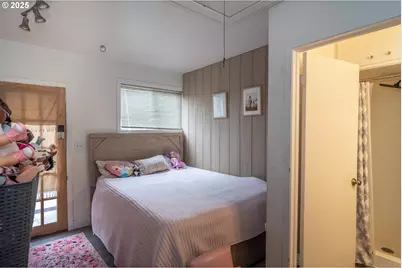 732 W Nebo St, Roseburg, OR 97471 - Photo 14